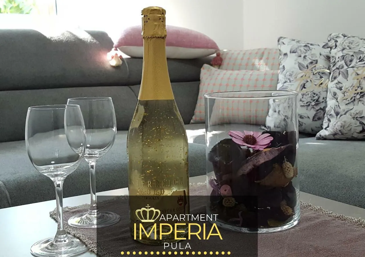 Apartment Imperia *** بولا كرواتيا