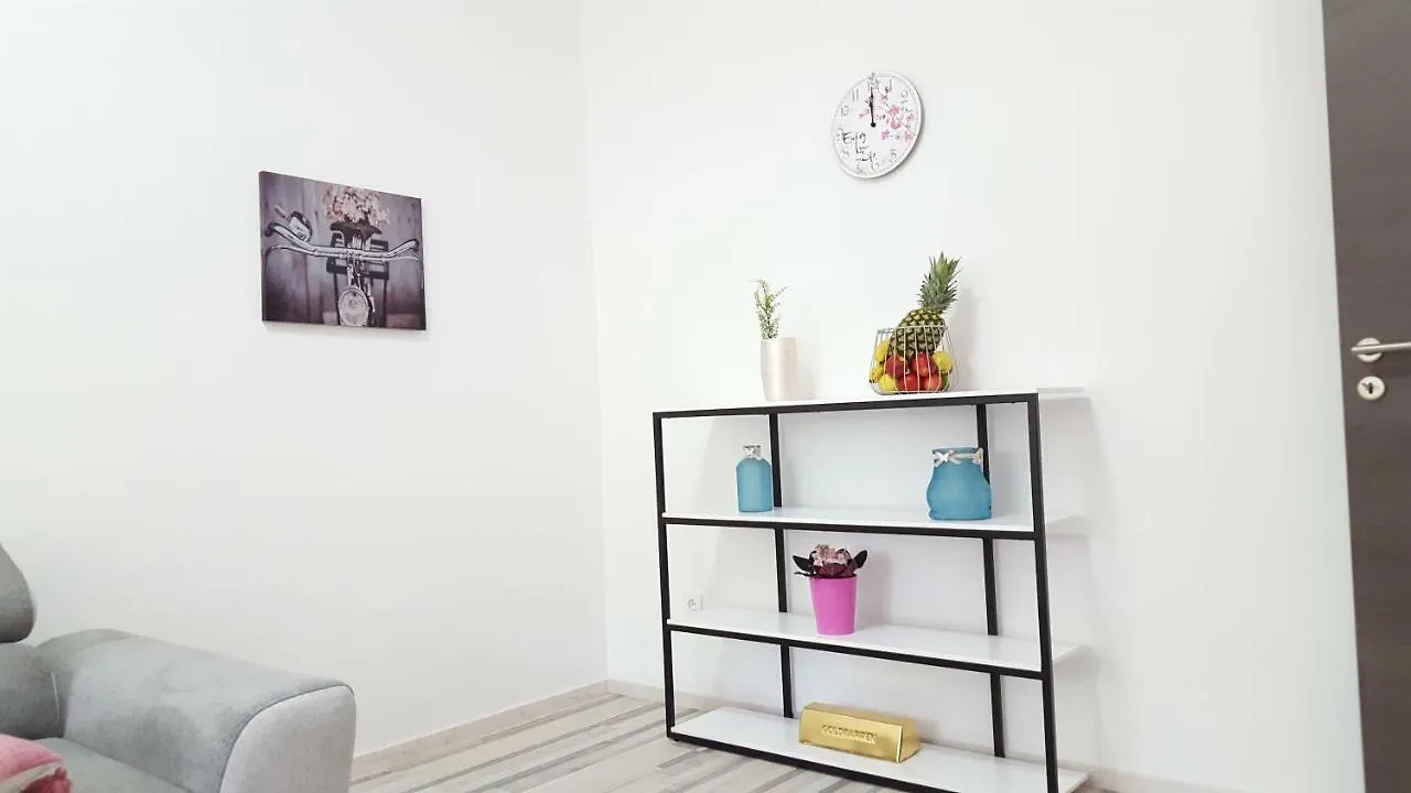 Apartment Imperia *** بولا كرواتيا
